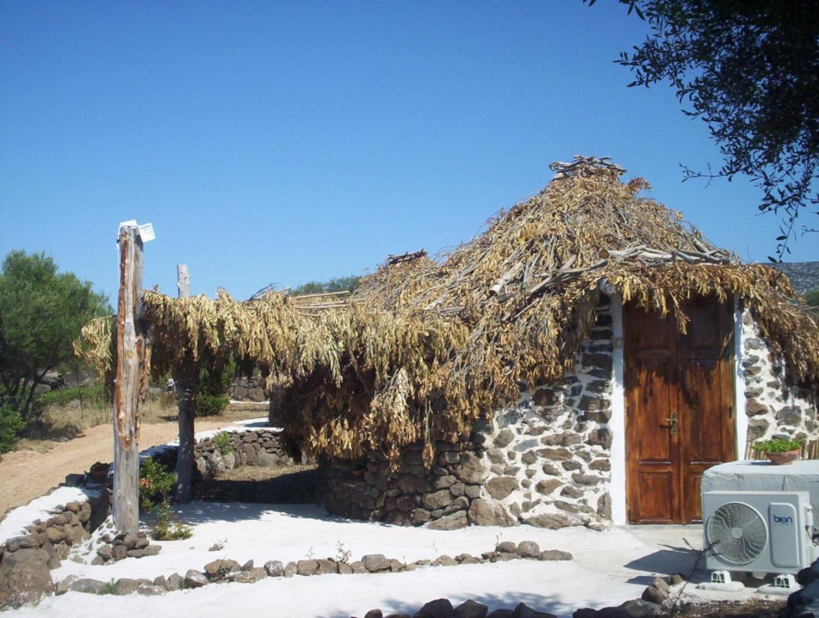 Ovile Juanne Loddo Orosei Exterior foto